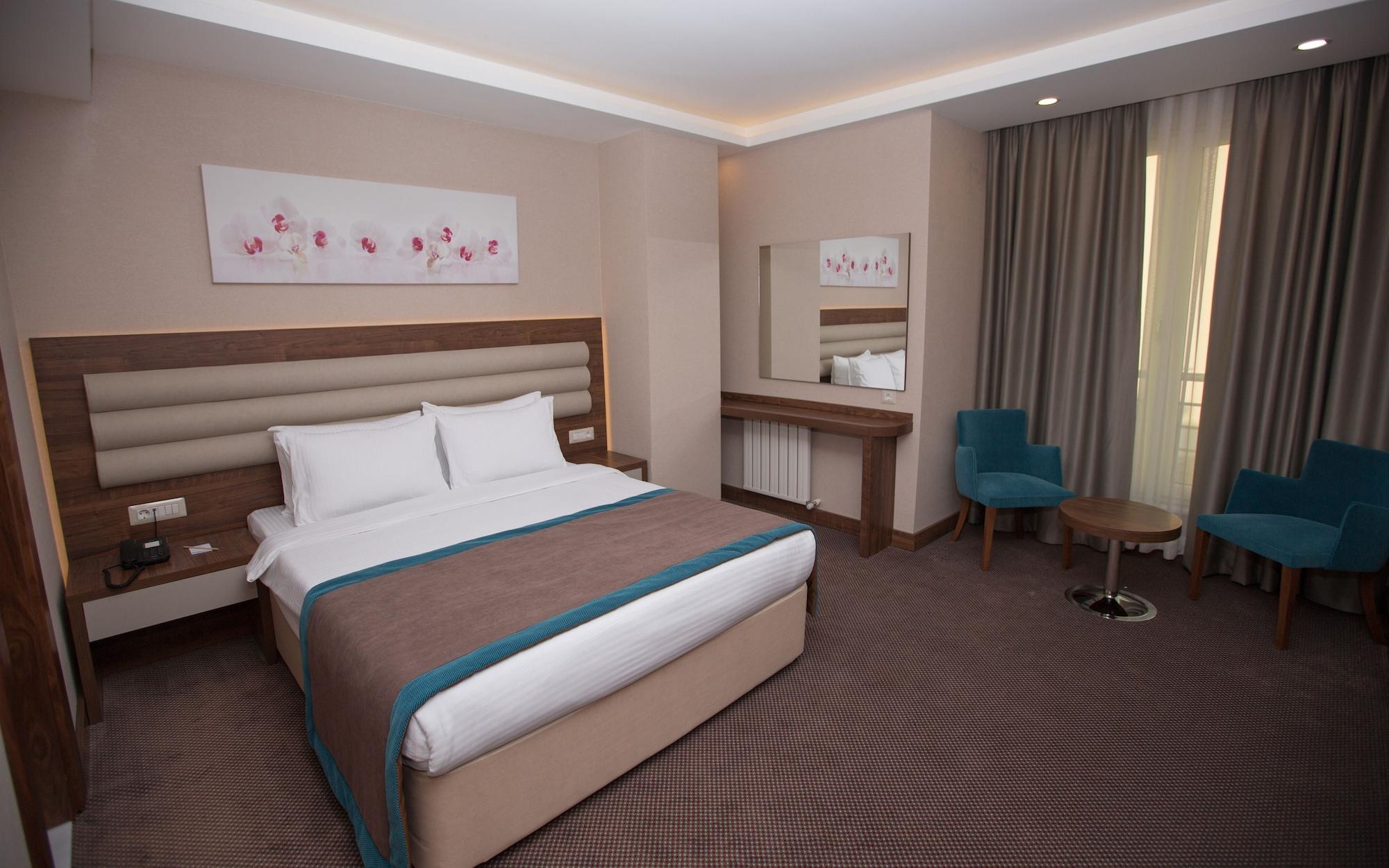 Goeruekle Gueler Park Hotel Bagian luar foto