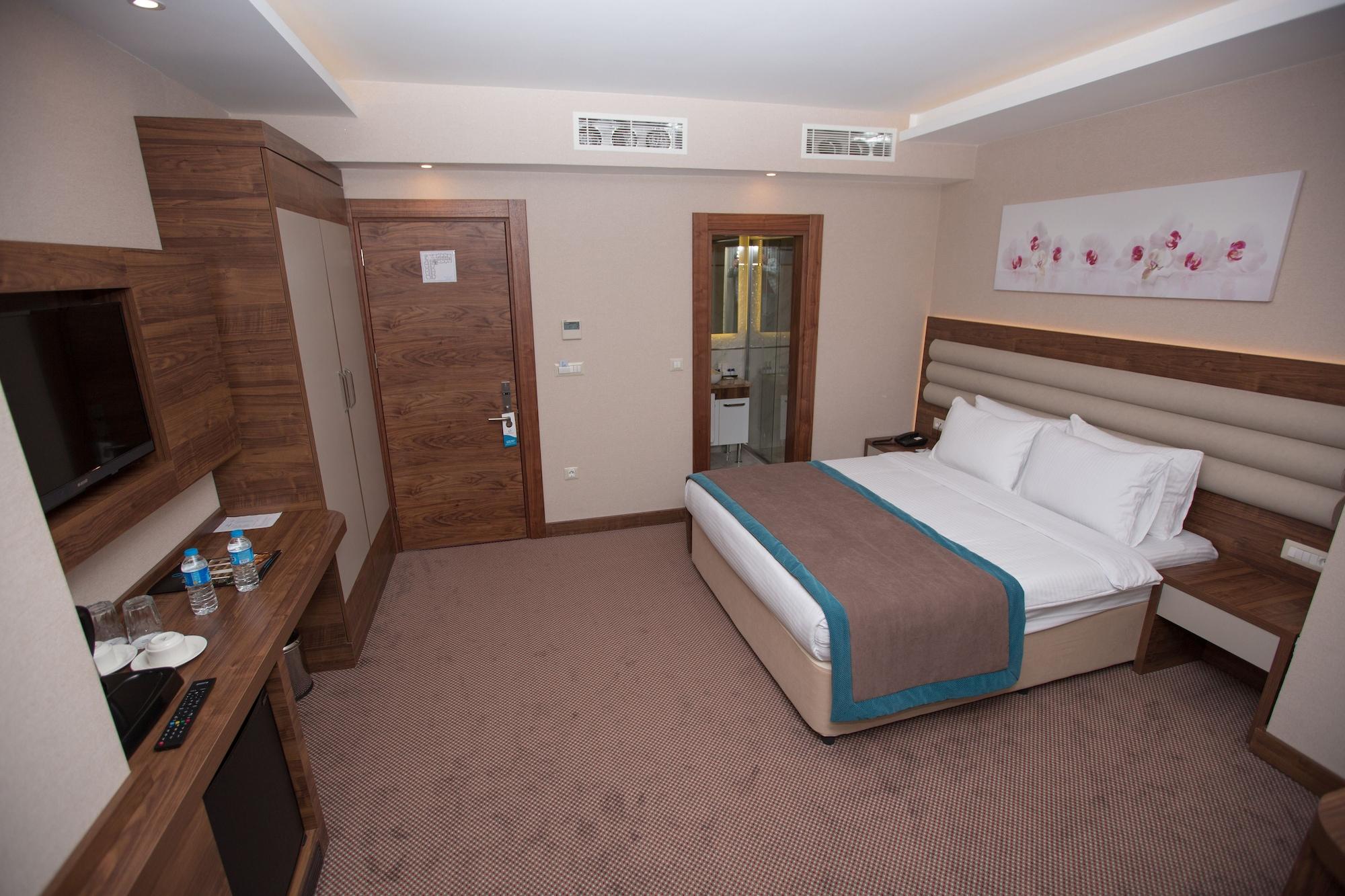 Goeruekle Gueler Park Hotel Bagian luar foto