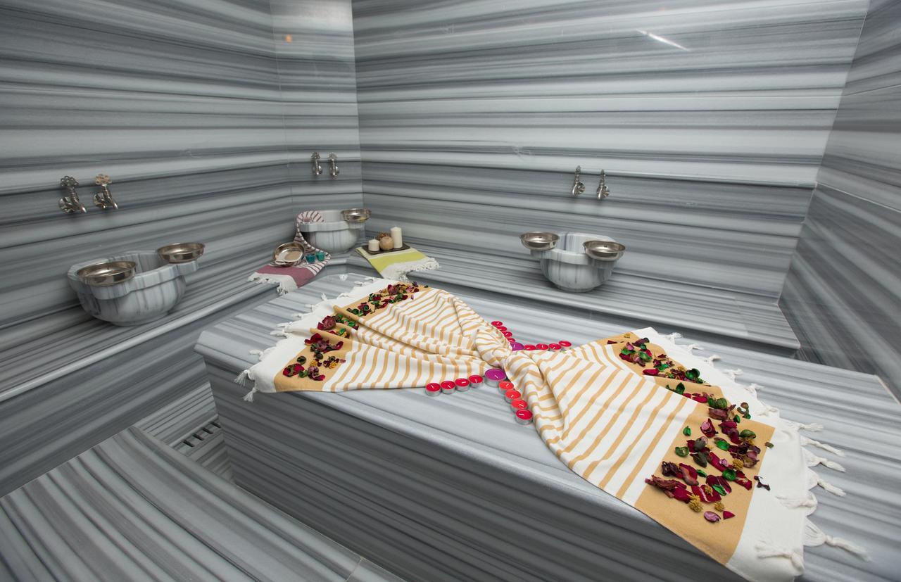 Goeruekle Gueler Park Hotel Bagian luar foto