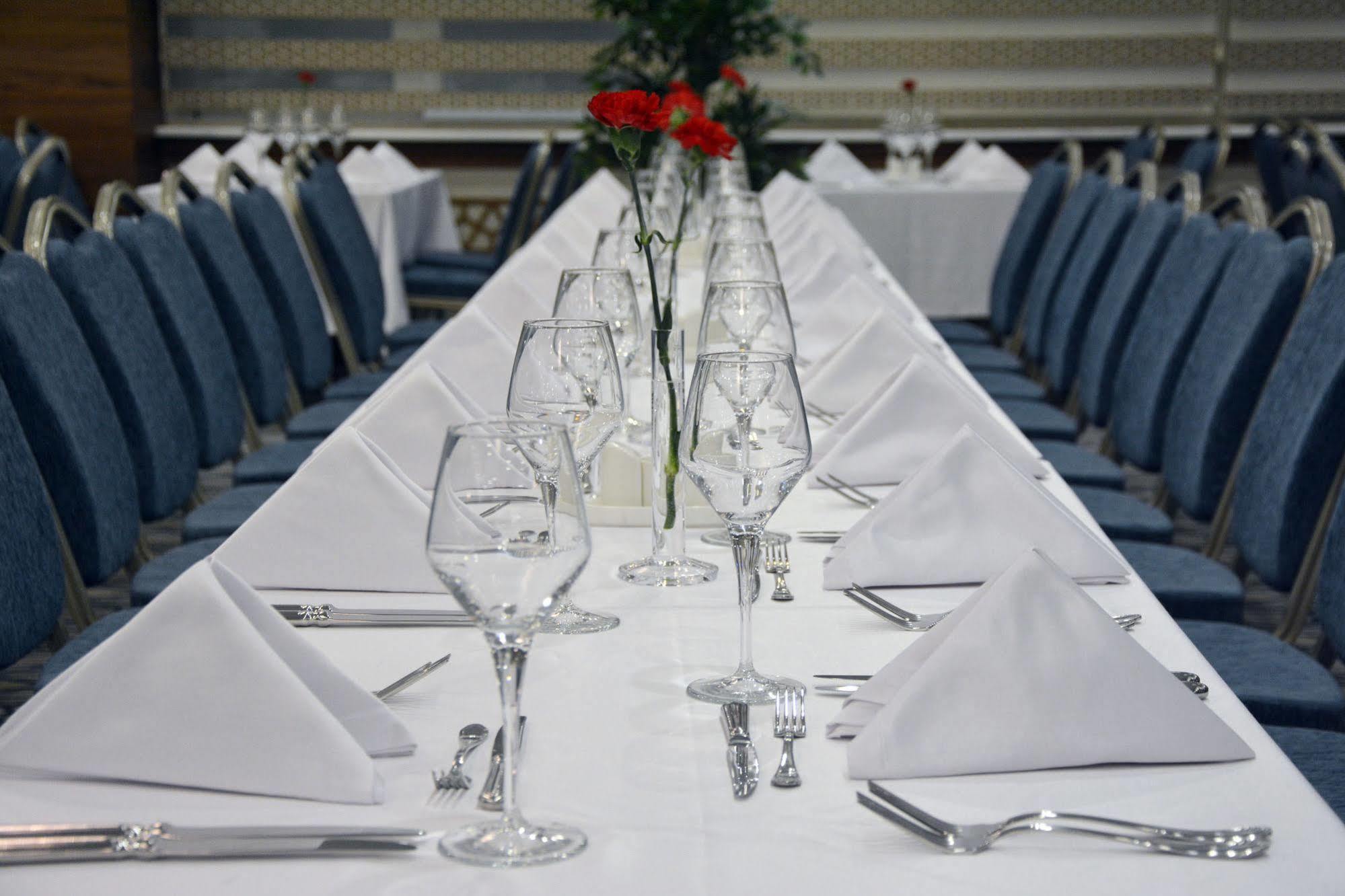 Goeruekle Gueler Park Hotel Bagian luar foto